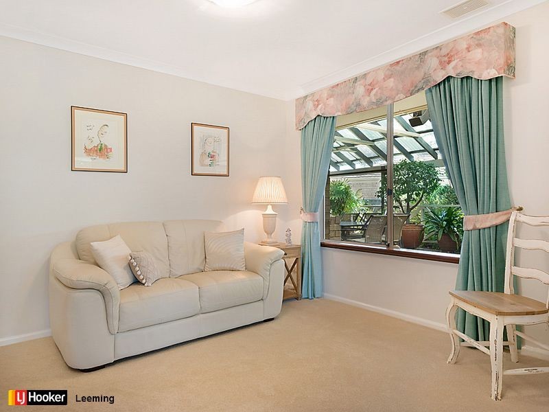 8 Sylvan Crescent, Leeming WA 6149