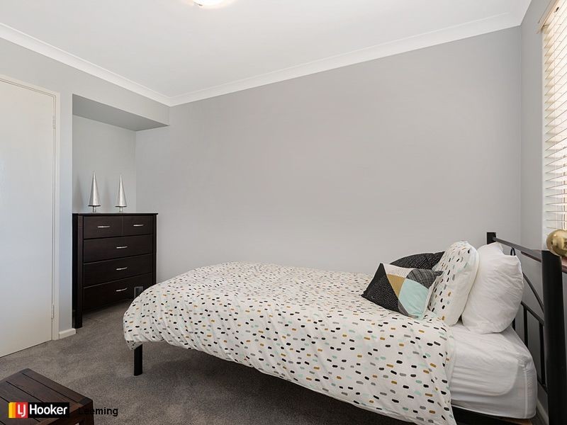 8 Sylvan Crescent, Leeming WA 6149