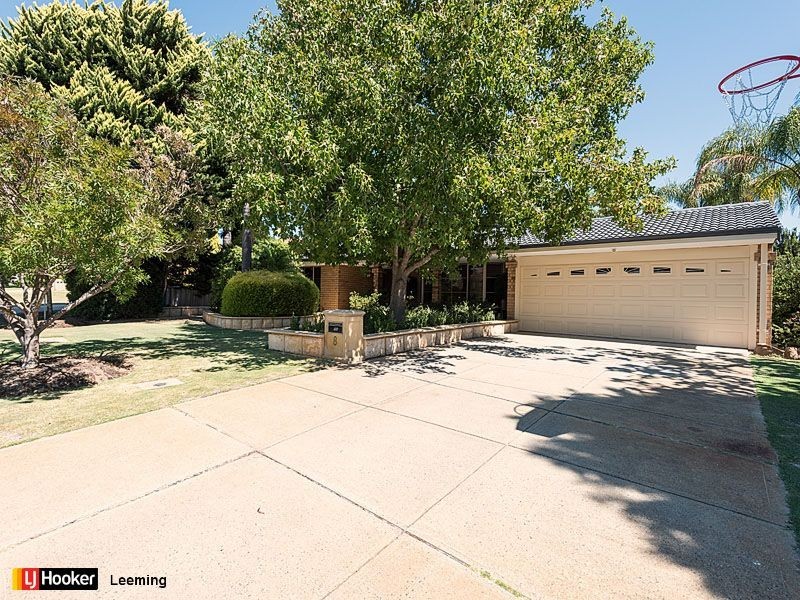 8 Sylvan Crescent, Leeming WA 6149