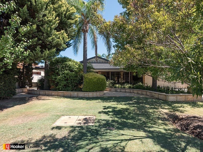 8 Sylvan Crescent, Leeming WA 6149
