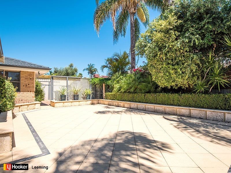 8 Sylvan Crescent, Leeming WA 6149