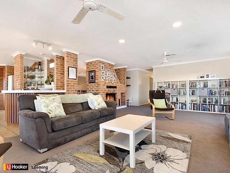 14 Devenish Way, Leeming WA 6149