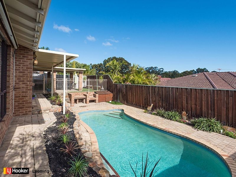 14 Devenish Way, Leeming WA 6149