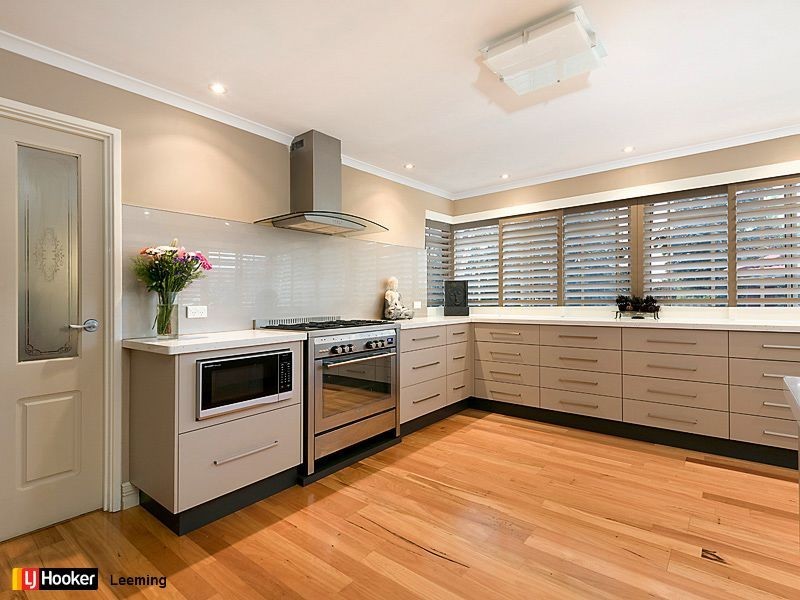 5 Wade Court, Leeming WA 6149