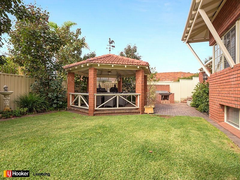 5 Wade Court, Leeming WA 6149