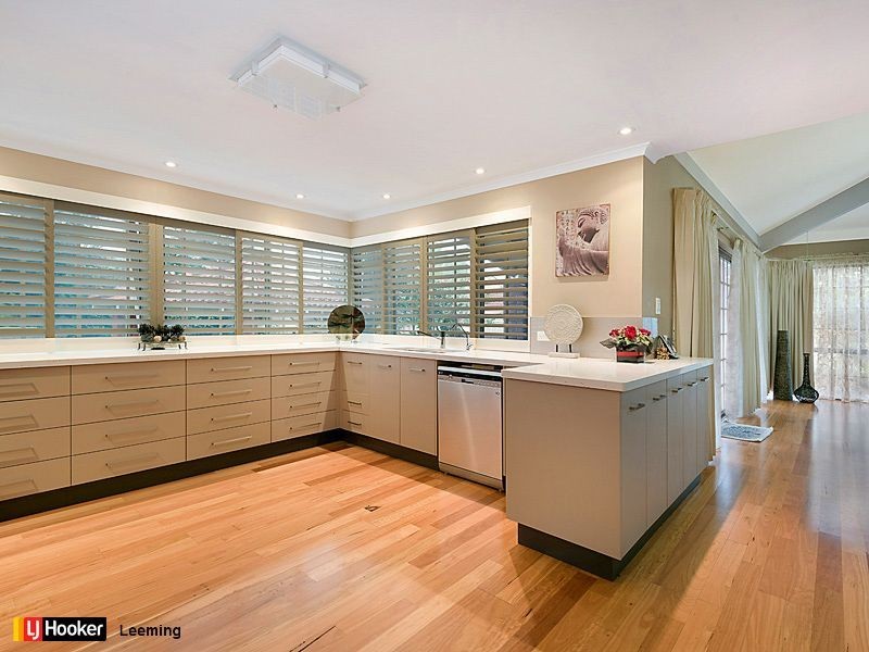 5 Wade Court, Leeming WA 6149