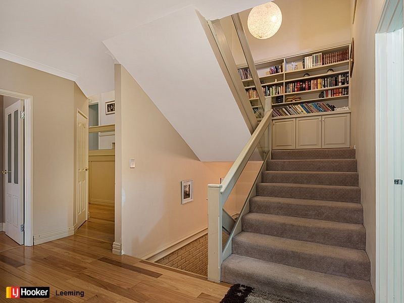 5 Wade Court, Leeming WA 6149