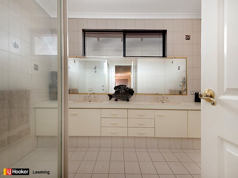 5 Wade Court, Leeming WA 6149