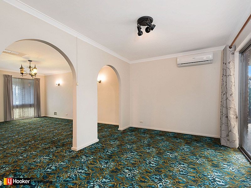 33 Mandora Way, Riverton WA 6148