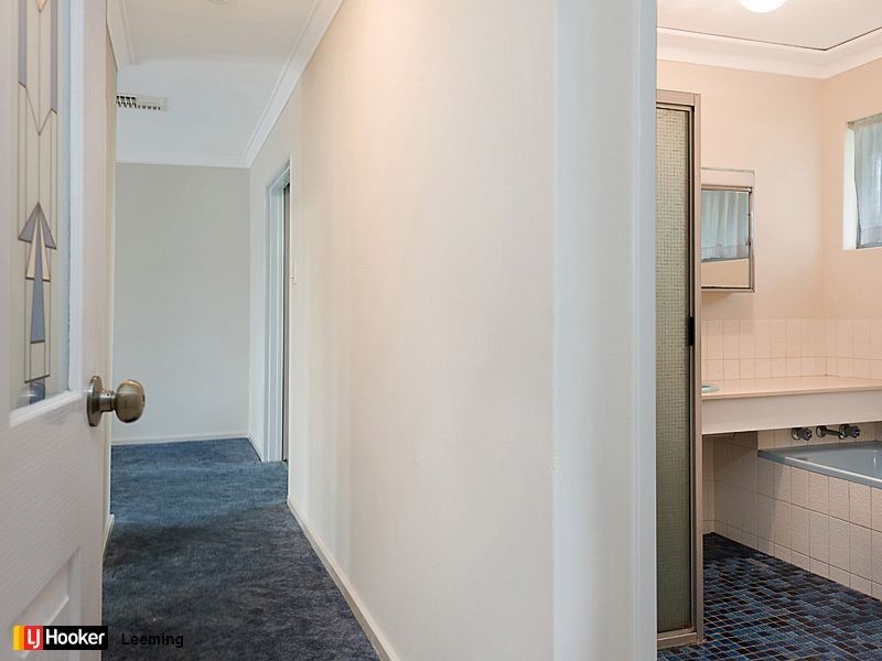 33 Mandora Way, Riverton WA 6148