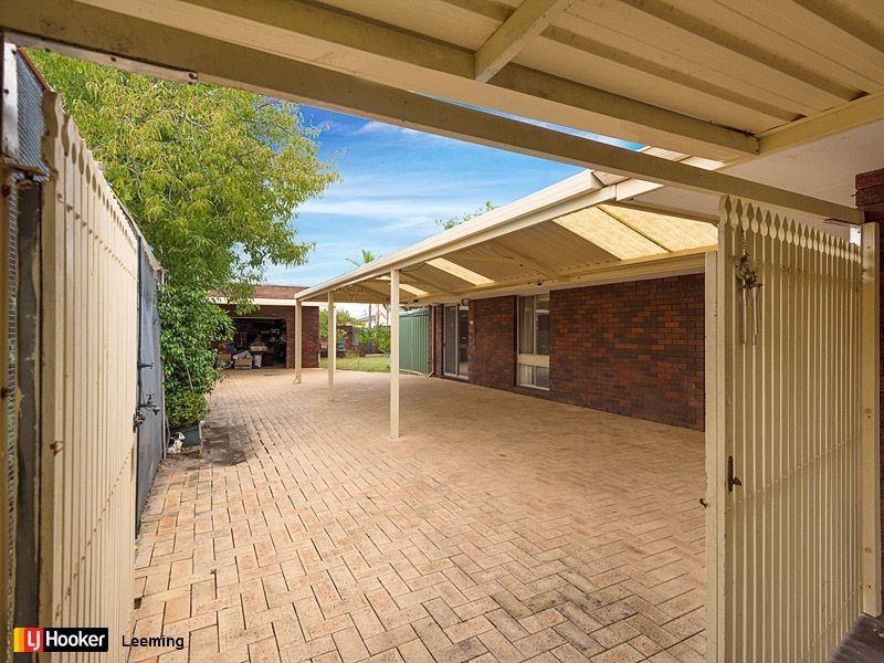 33 Mandora Way, Riverton WA 6148