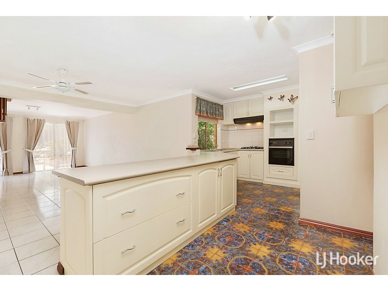 54 Beasley Road, Leeming WA 6149