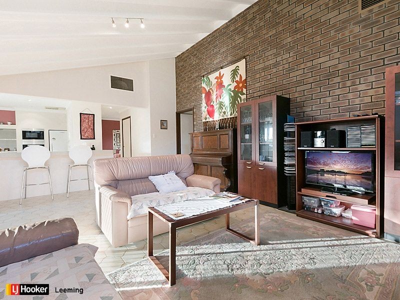 9 Reilly Court, Leeming WA 6149