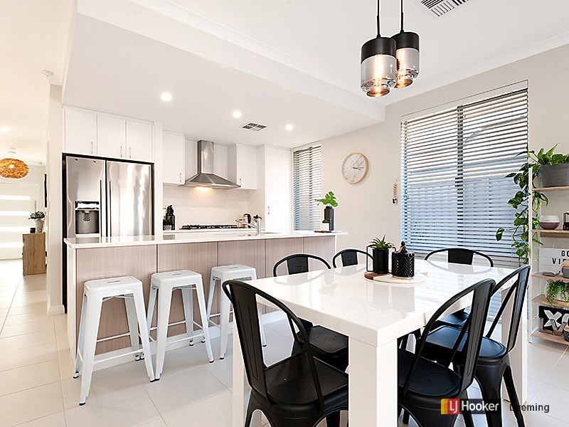 2 Principal Crescent, Coolbellup WA 6163