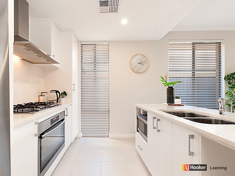 2 Principal Crescent, Coolbellup WA 6163