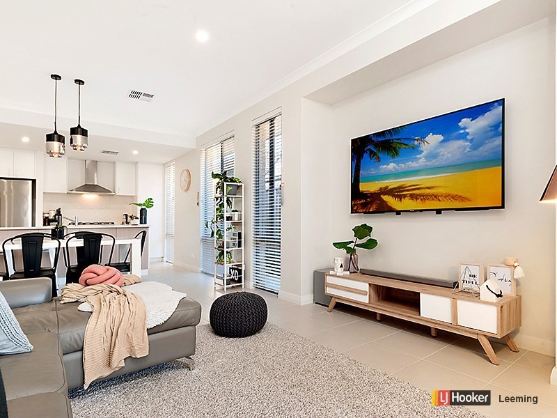 2 Principal Crescent, Coolbellup WA 6163