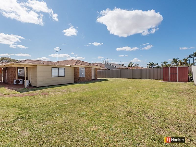 72 Farrington Road, Leeming WA 6149