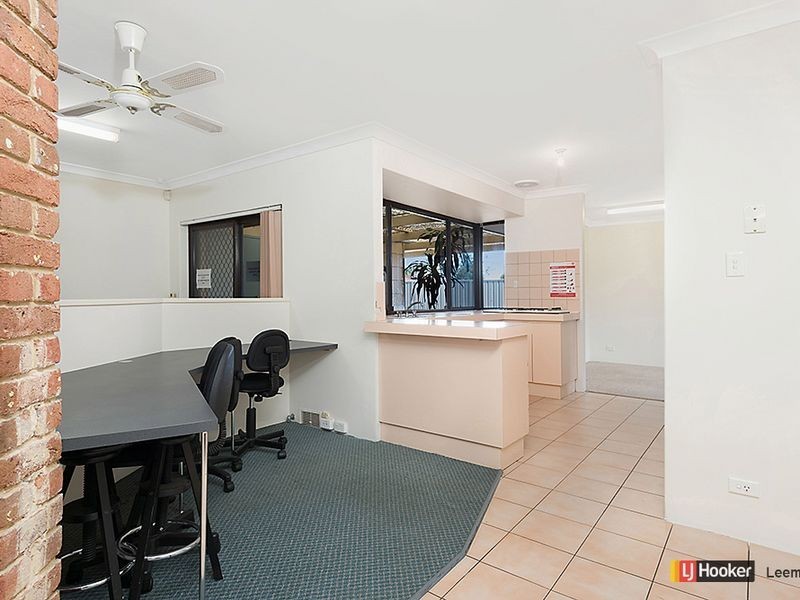 72 Farrington Road, Leeming WA 6149