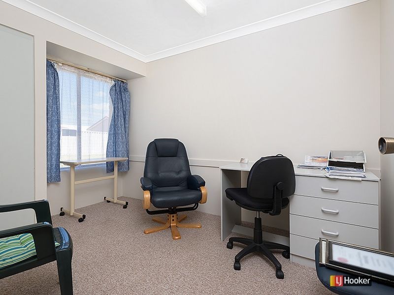 72 Farrington Road, Leeming WA 6149