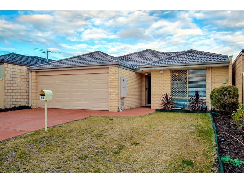 32 Flynn Street, Canning Vale WA 6155