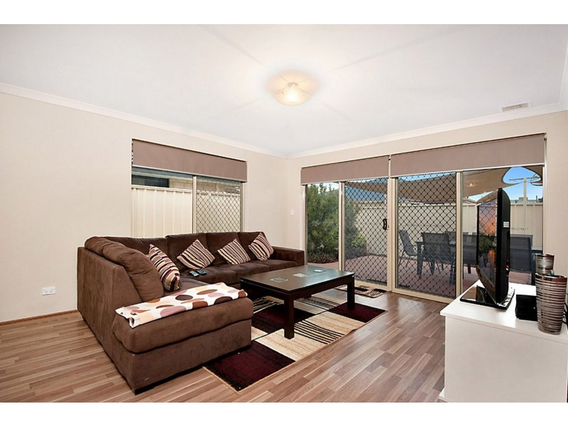 32 Flynn Street, Canning Vale WA 6155