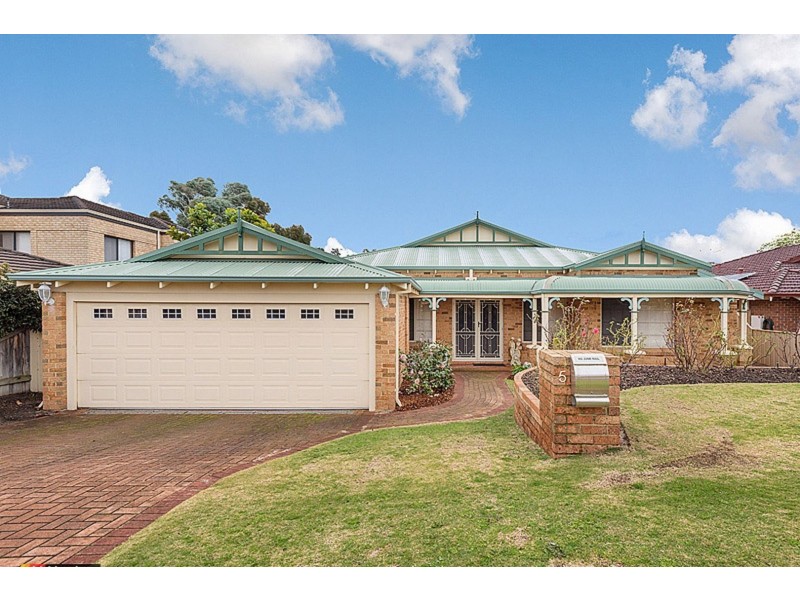 5 Coolum Mews, Jandakot WA 6164