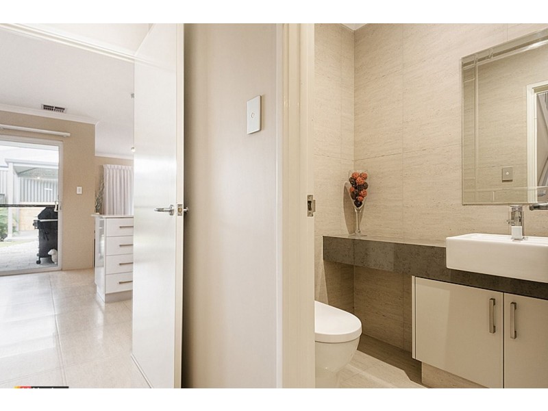 20 Delaronde Drive, Success WA 6164