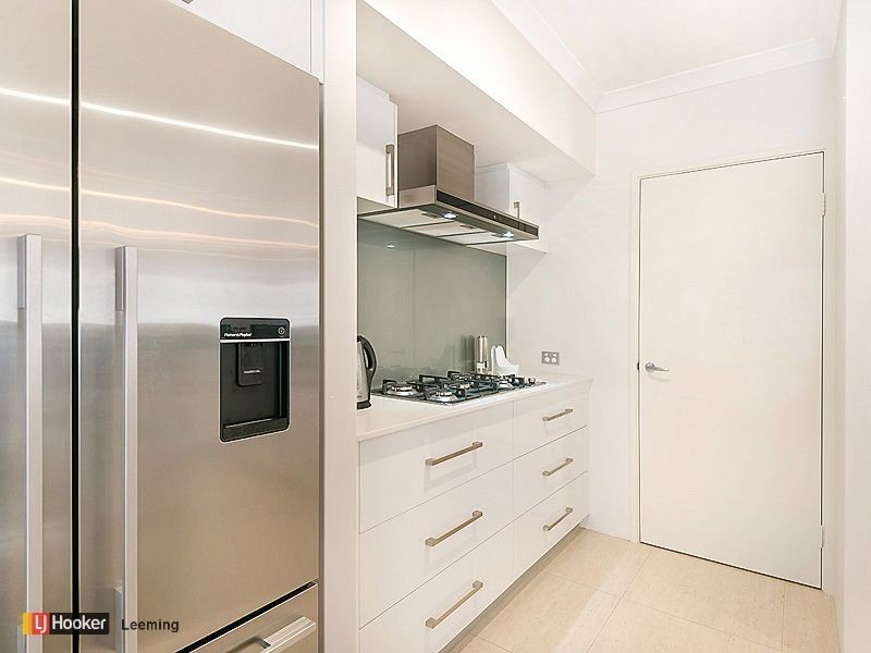 20 Delaronde Drive, Success WA 6164