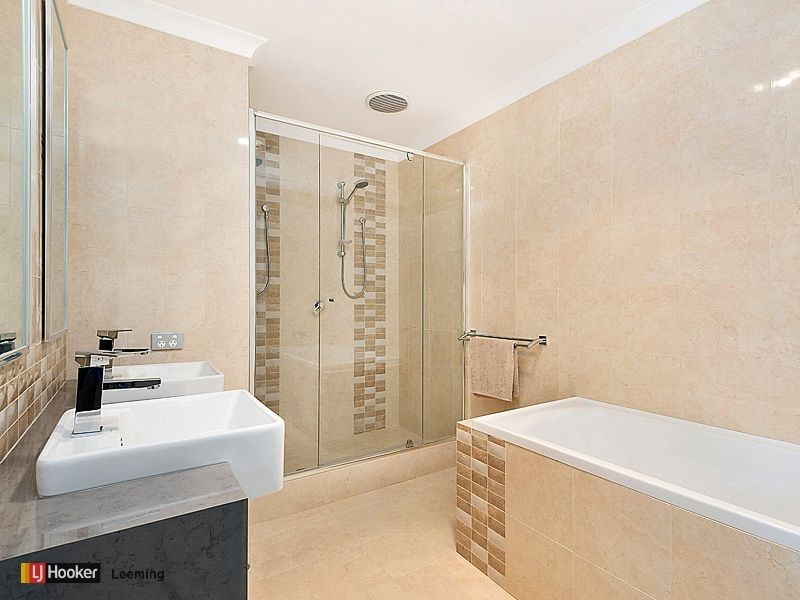 20 Delaronde Drive, Success WA 6164