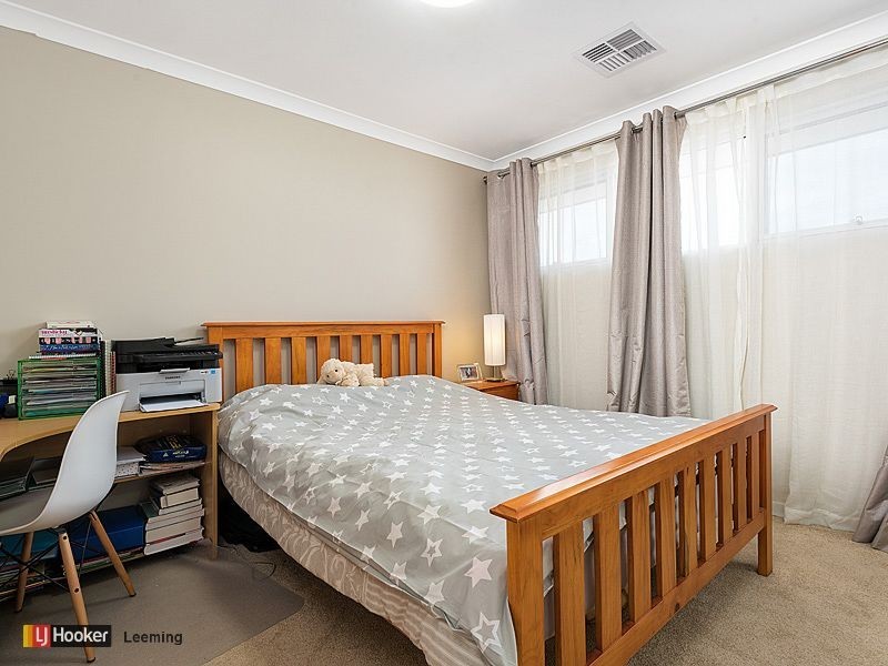 20 Delaronde Drive, Success WA 6164