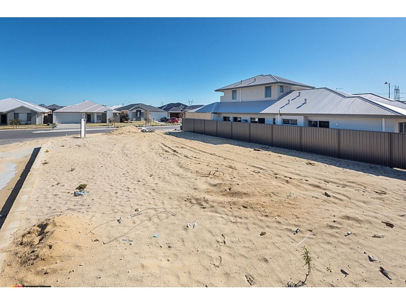 24 Clementine Boulevard, Banjup WA 6164