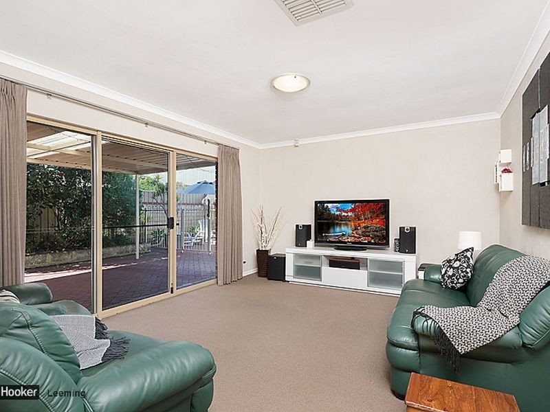 10 Sentinel Gardens, Leeming WA 6149