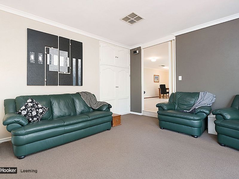 10 Sentinel Gardens, Leeming WA 6149