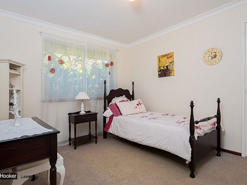 10 Sentinel Gardens, Leeming WA 6149