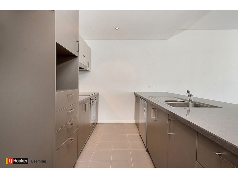 15/1 Stockton Bend, Cockburn Central WA 6164