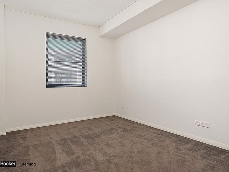 15/1 Stockton Bend, Cockburn Central WA 6164