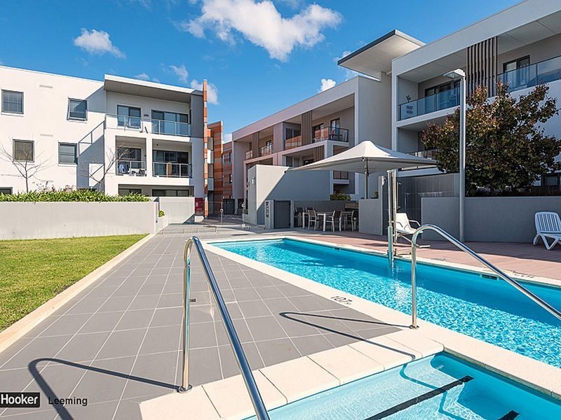 15/1 Stockton Bend, Cockburn Central WA 6164