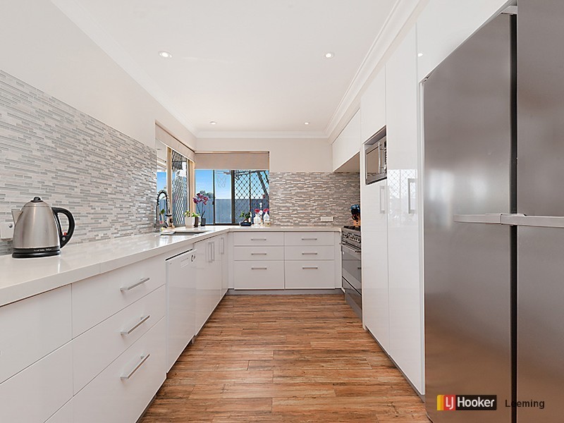 1 Treehaven Vista, Leeming WA 6149