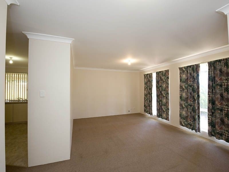 34 Hickson Avenue, Armadale WA 6112