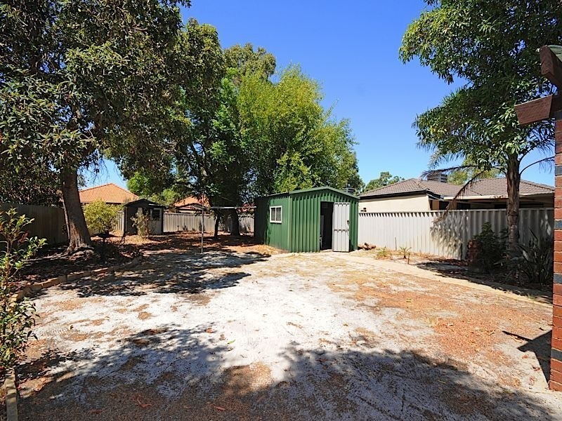 42 Armstrong Way, Wilson WA 6107