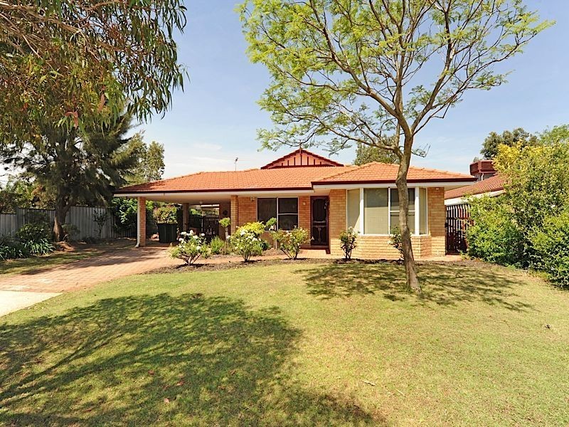 18 Baningan Avenue, Success WA 6164