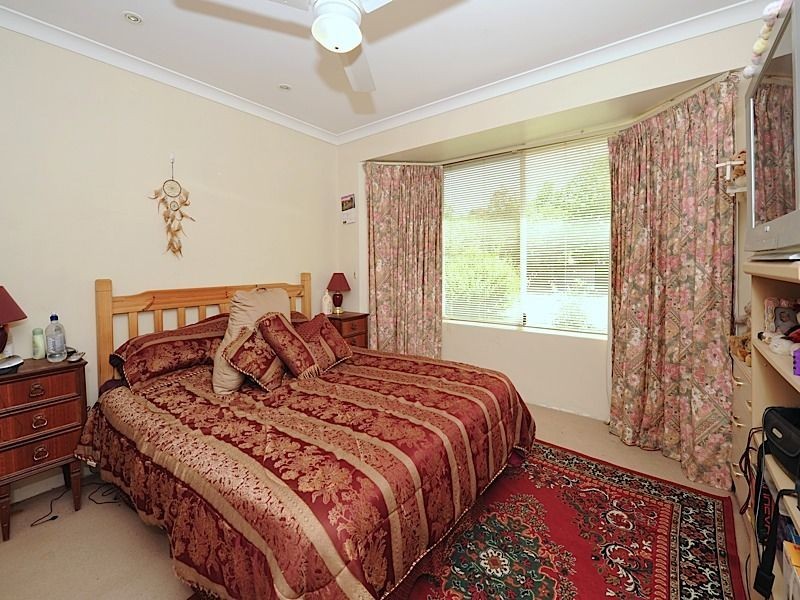 18 Baningan Avenue, Success WA 6164