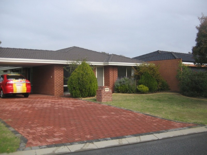 17 Dunnage Court, Atwell WA 6164
