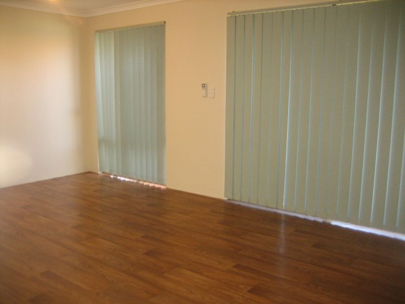 17 Dunnage Court, Atwell WA 6164