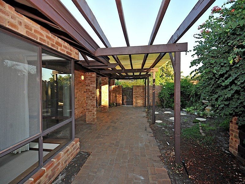 16A Fifth Avenue, Rossmoyne WA 6148