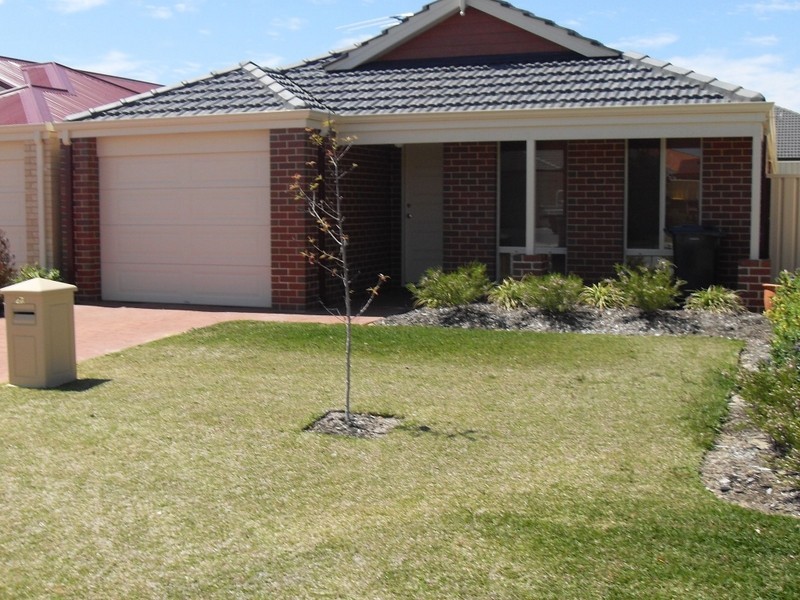 27A Leicester Crescent, Canning Vale WA 6155