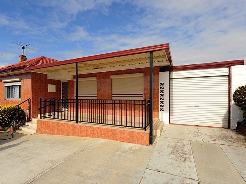 213 Leach Highway, Willagee WA 6156