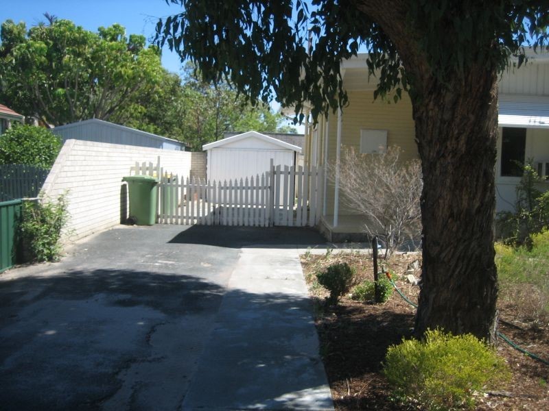 124 Collier Road, Embleton WA 6062