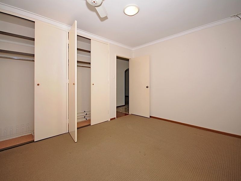 4 Higham Court, Leeming WA 6149