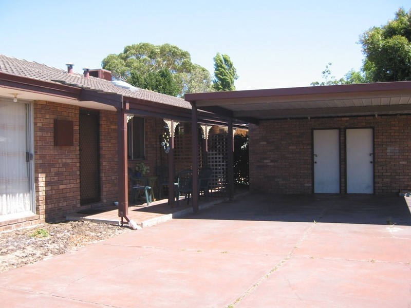 9 Eves Place, Cannington WA 6107